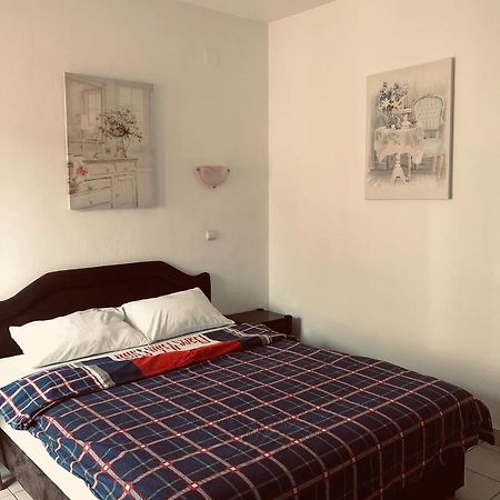 Studio Apartments Kul Budva Eksteriør billede