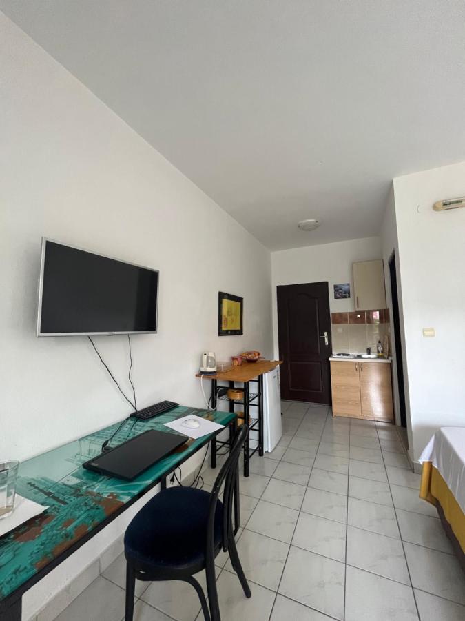 Studio Apartments Kul Budva Eksteriør billede